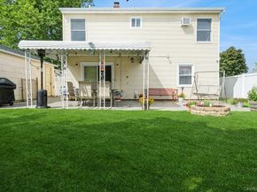 44 Rock Lane, Levittown NY 11756