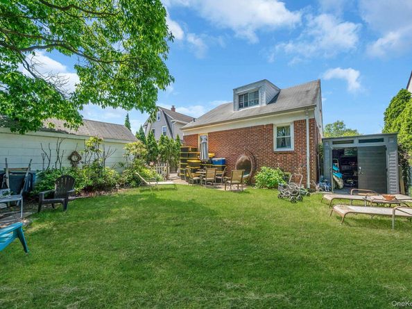 58 Chestnut Street, Lynbrook NY 11563