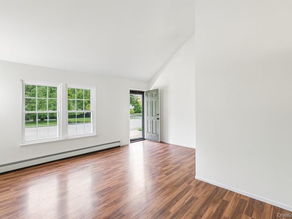 25 Timber Ridge Drive, Coram NY 11727