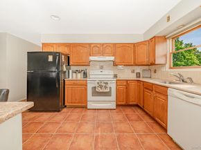 47 W Granada Avenue, Lindenhurst NY 11757