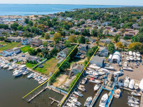 91 Ocean Avenue, Bay Shore NY 11706