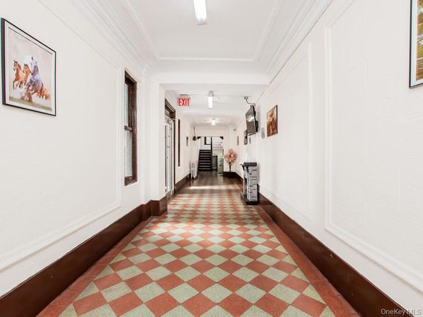 805 E 182nd Street 4E, Bronx NY 10460