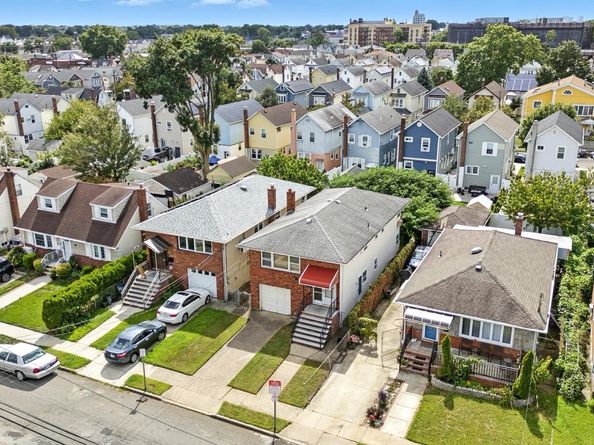 94-34 238th Street, Floral Park NY 11001