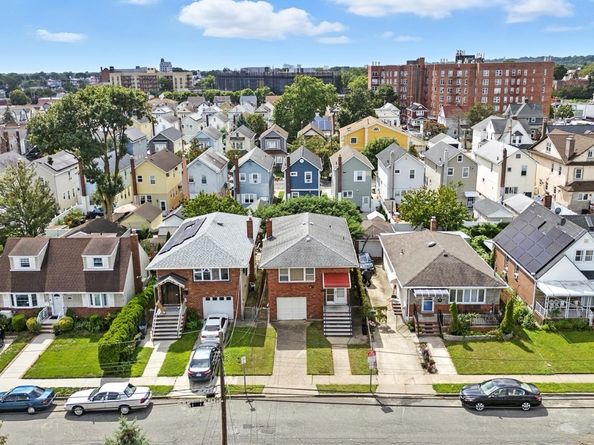94-34 238th Street, Floral Park NY 11001
