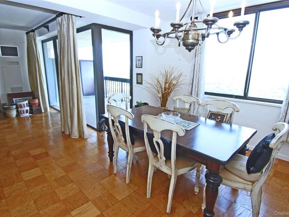 26910 Grand Central Parkway 31G, Floral Park NY 11005