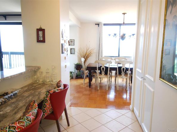26910 Grand Central Parkway 31G, Floral Park NY 11005