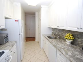 26910 Grand Central Parkway 31G, Floral Park NY 11005