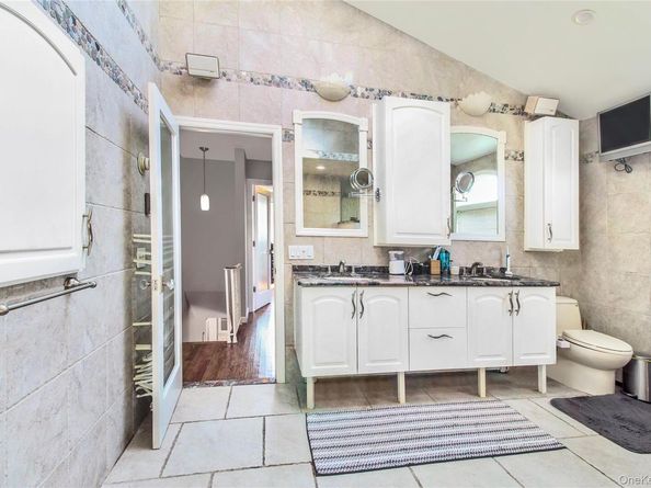 2775 Barbara Road, Bellmore NY 11710