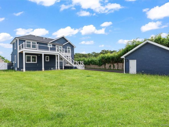 7 S Bay Avenue, Bay Shore NY 11706