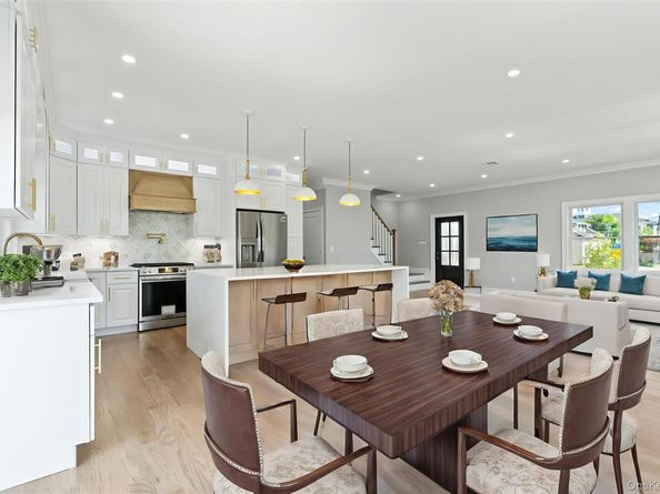 7 S Bay Avenue, Bay Shore NY 11706