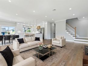 7 S Bay Avenue, Bay Shore NY 11706