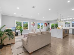 7 S Bay Avenue, Bay Shore NY 11706