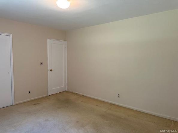 5 Lawrence Drive A, White Plains NY 10603