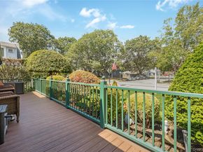 315 Red Maple Drive S, Wantagh NY 11793