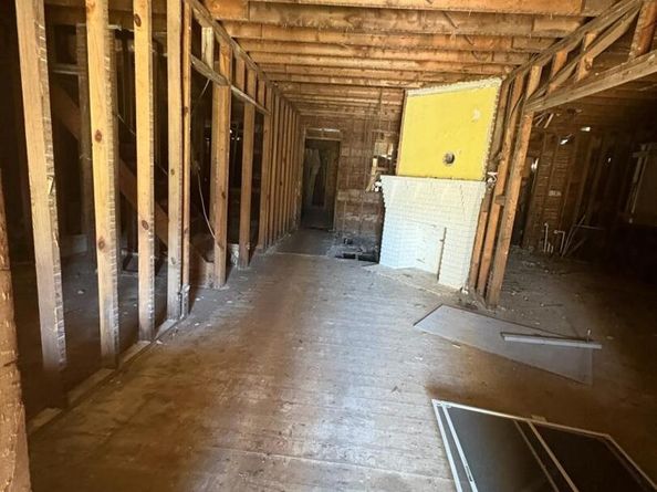 125 S Clinton Avenue, Bay Shore NY 11706