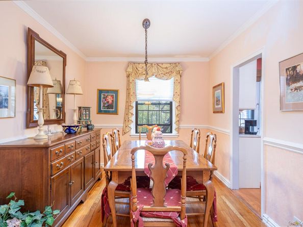 180 Garth Road 5F, Scarsdale NY 10583