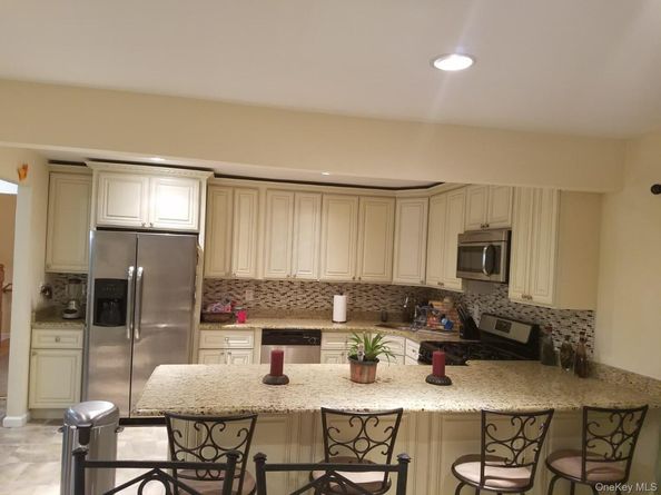 170 Root Avenue, Central Islip NY 11722