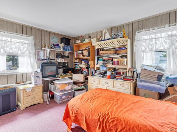 165 Country Village Lane, East Islip NY 11730