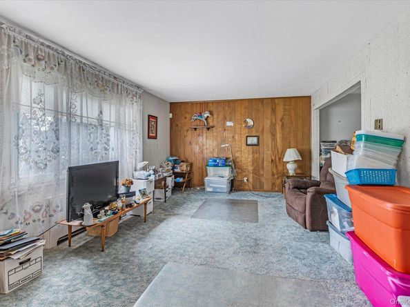 165 Country Village Lane, East Islip NY 11730