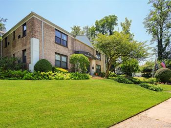 29 West Mill Drive