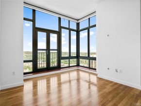 10 City Place 29H, White Plains NY 10601