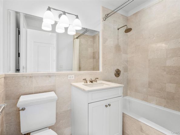 10 City Place 29H, White Plains NY 10601
