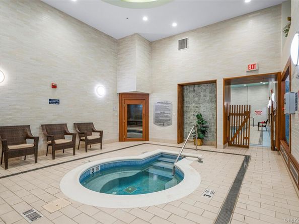 10 City Place 29H, White Plains NY 10601