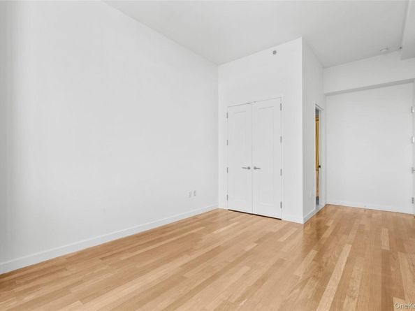 10 City Place 29H, White Plains NY 10601