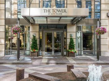 10 City Place