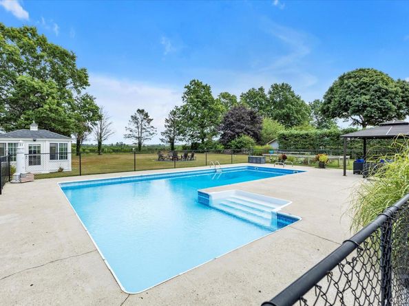 7 Windy Acres, Jamesport NY 11947