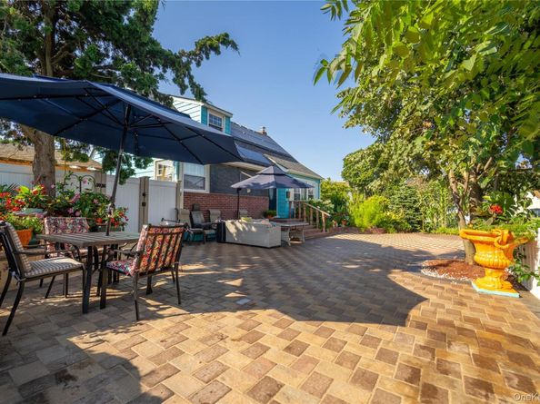 731 Planders Avenue, Uniondale NY 11553