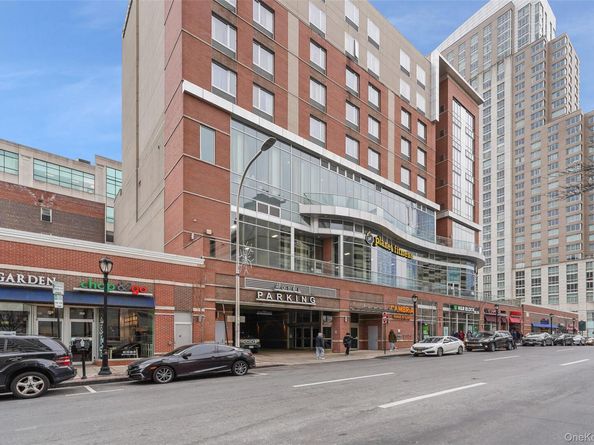 300 Mamaroneck Avenue 818, White Plains NY 10605
