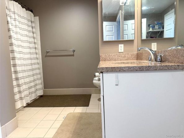 300 Mamaroneck Avenue 818, White Plains NY 10605