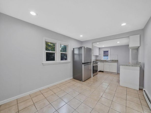 93 Woodside Avenue, Freeport NY 11520