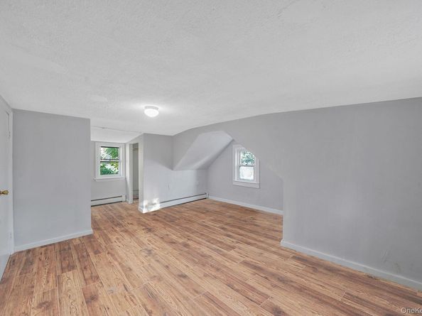 93 Woodside Avenue, Freeport NY 11520