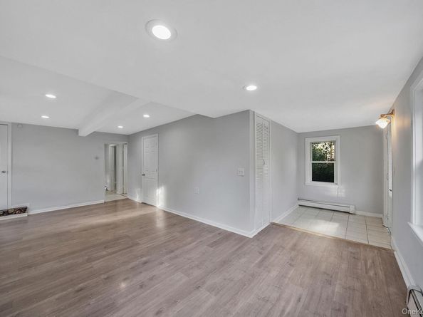93 Woodside Avenue, Freeport NY 11520