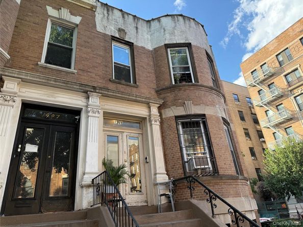 1999 Morris Avenue, Bronx NY 10453