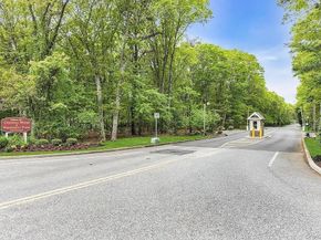 14 Franklin Commons, Brookhaven NY 11980