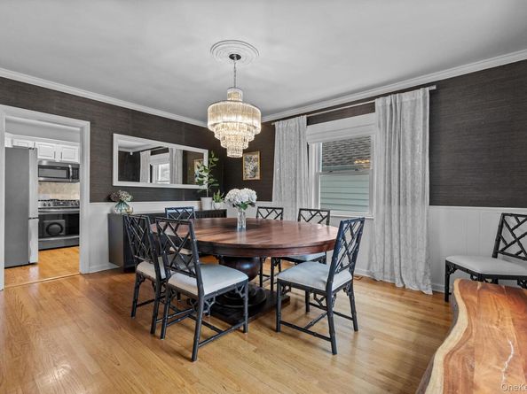 73 Middle Road, Eastchester NY 10709