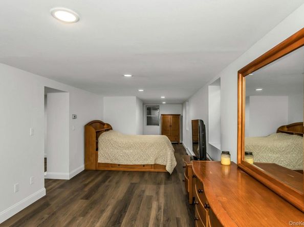 334 Bread and Cheese Hollow Road, Northport NY 11768