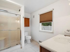 35 Robinson Avenue, Medford NY 11763