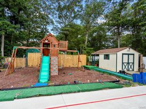 35 Robinson Avenue, Medford NY 11763