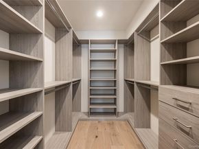 33 Harbor View Drive, East Hampton NY 11937