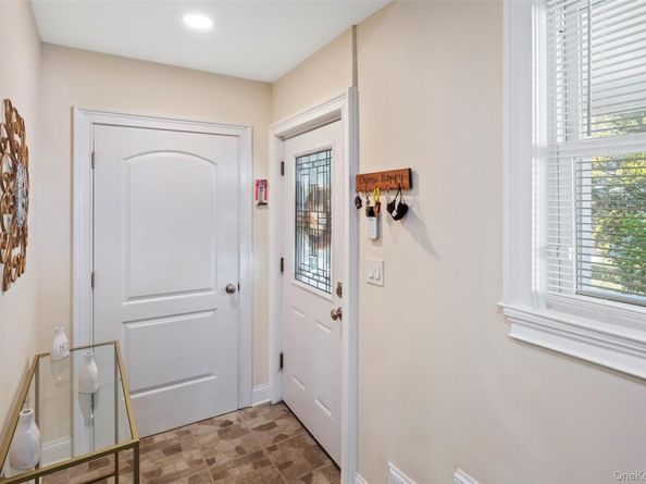 41 Whitewood Avenue, New Rochelle NY 10805