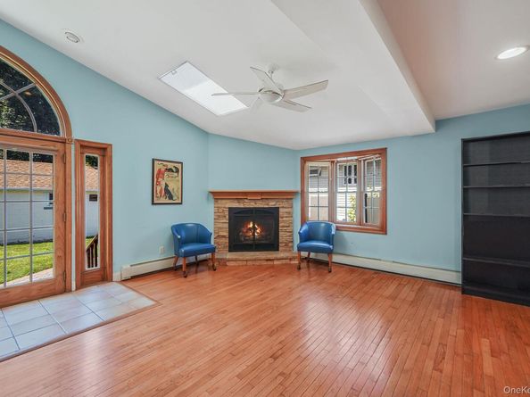 40 Valentine Avenue, Glen Cove NY 11542