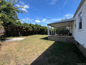 3799 Mansfield Drive, Seaford NY 11783