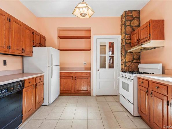 2871 Zulette Avenue, Bronx NY 10461