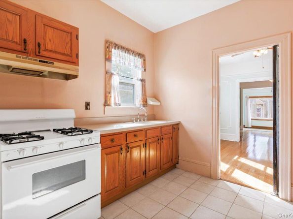 2871 Zulette Avenue, Bronx NY 10461