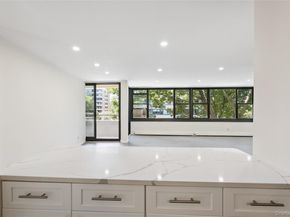 7-04 166th Street 6A, Beechhurst NY 11357
