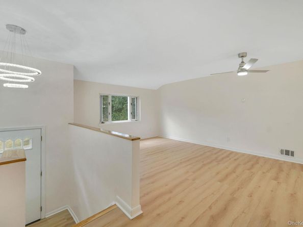 10 Elayne Court, Smithtown NY 11787
